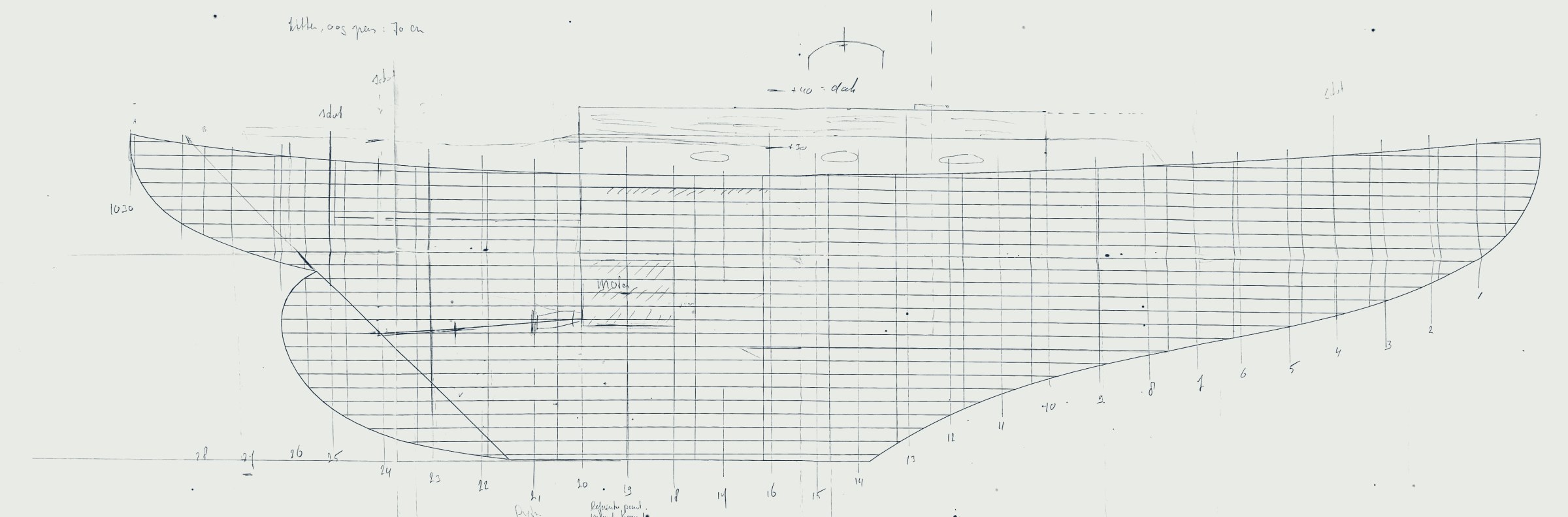 Profile of the hull with waterlines and station lines, bow to the right